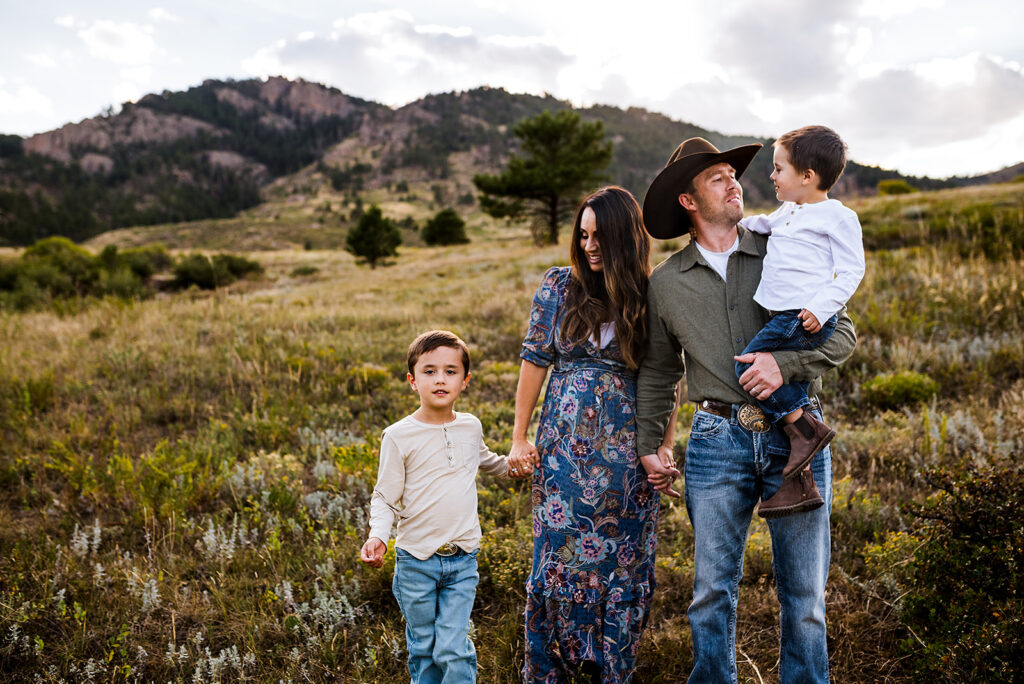 bozeman, family, photography, big sky, mountains, paradise valley